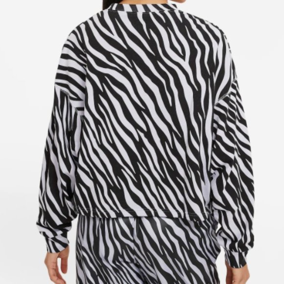 Nike Sportswear Sweatshirt Womens Plus Icon Clash Animal Printed Purple 1X - Picture 2 of 3